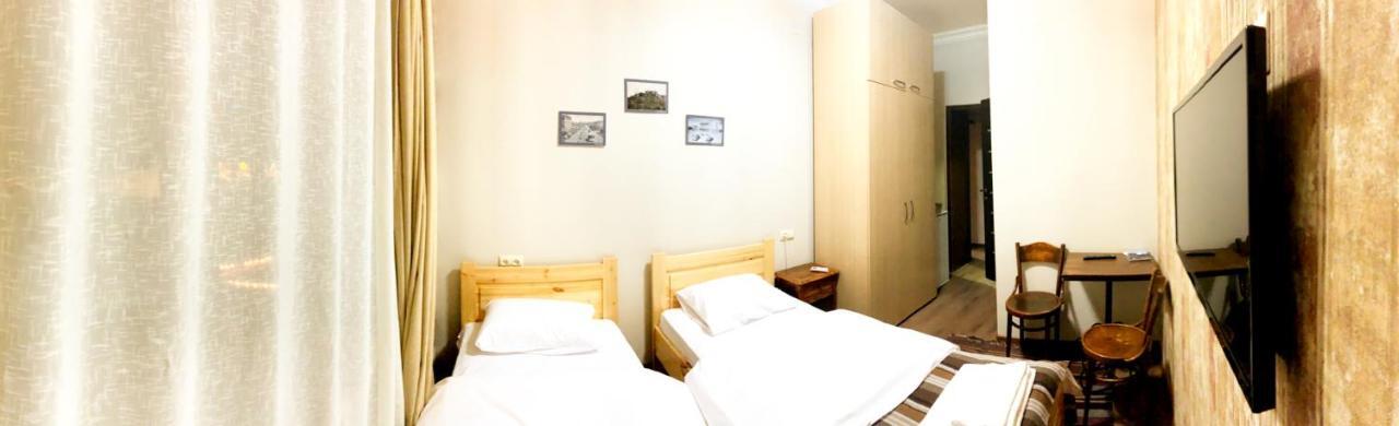 Studio Boutique Hotel At Cascade Yerevan Exterior photo